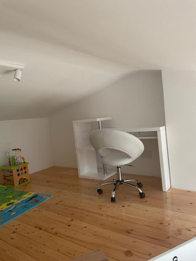 Gallery Apartment In Skrbcici Ngoại thất bức ảnh